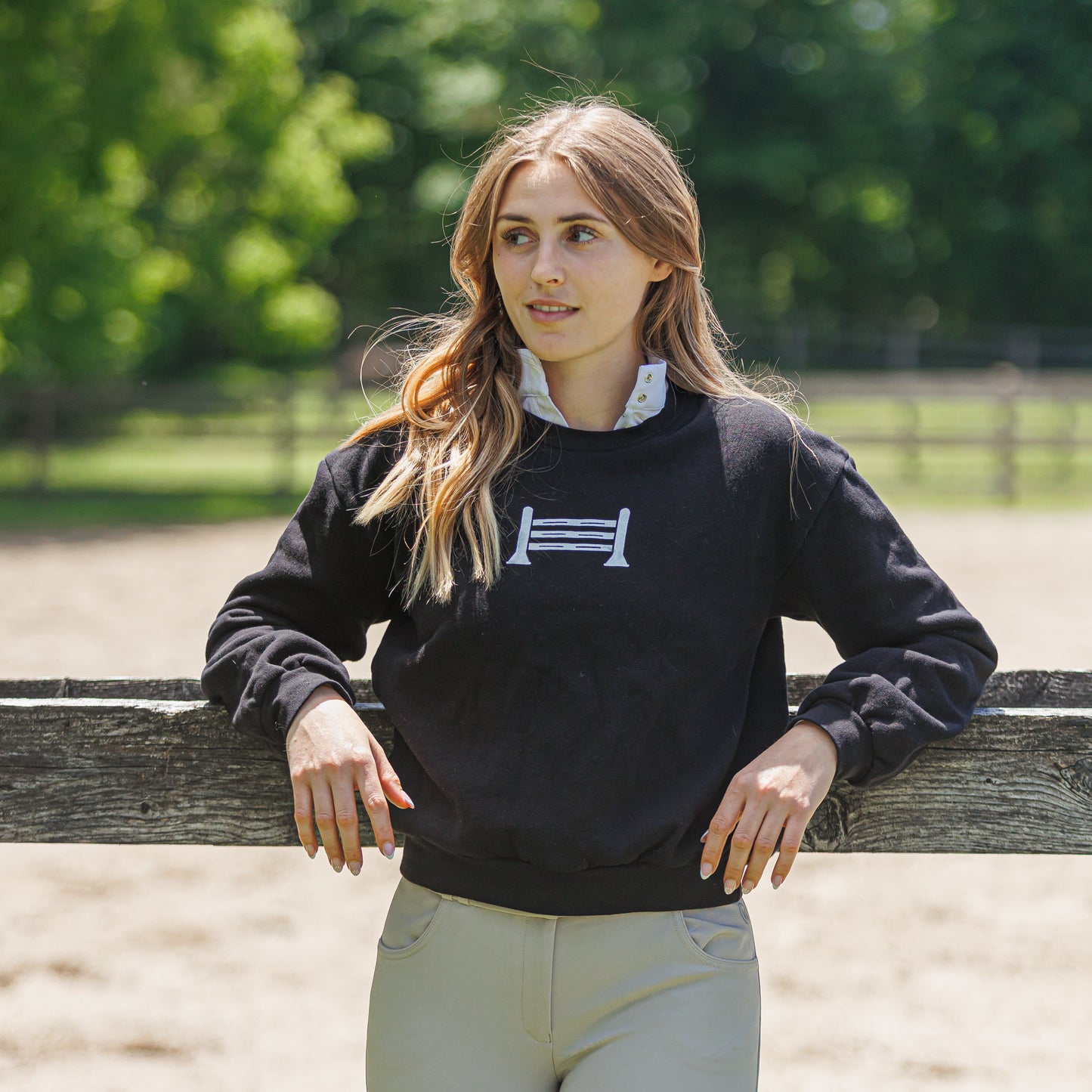 Vertical Cropped Schooling Crewneck - BLACK