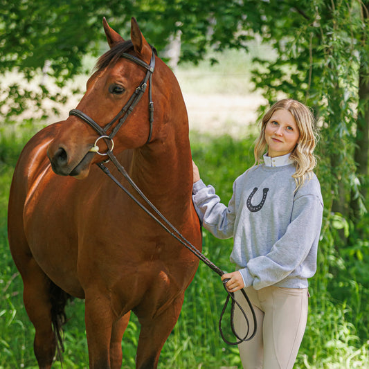 Horseshoe Cropped Schooling Crewneck - HEATHER